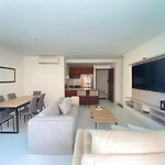 Apartamentos excepcionales con acceso directo al mar en Morros 922